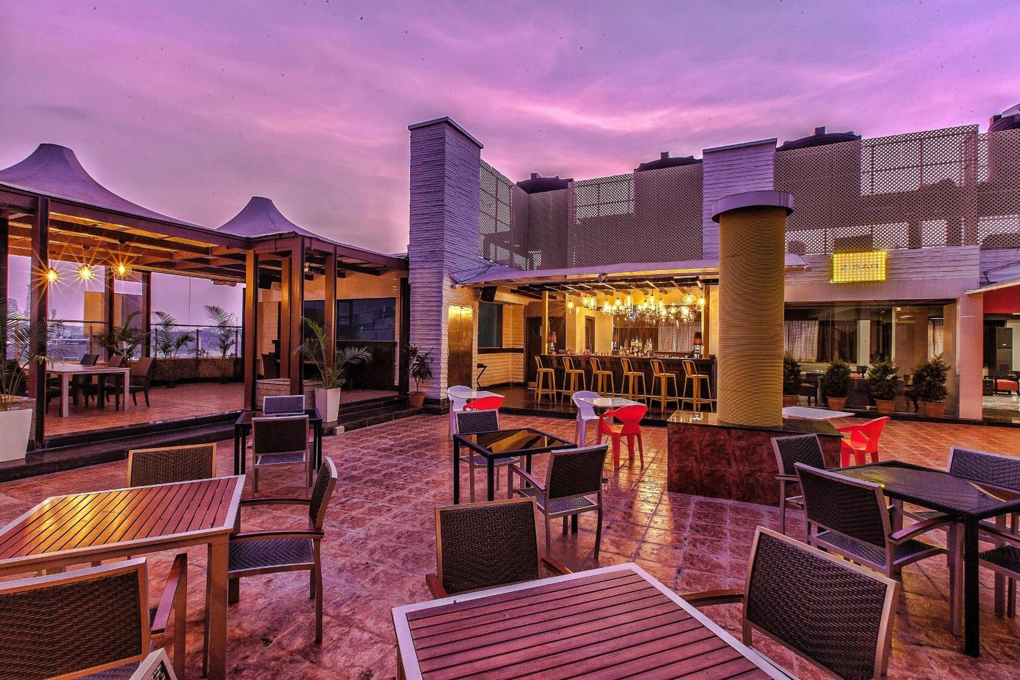 Zone By The Park Electronic Hotel Kammasandra